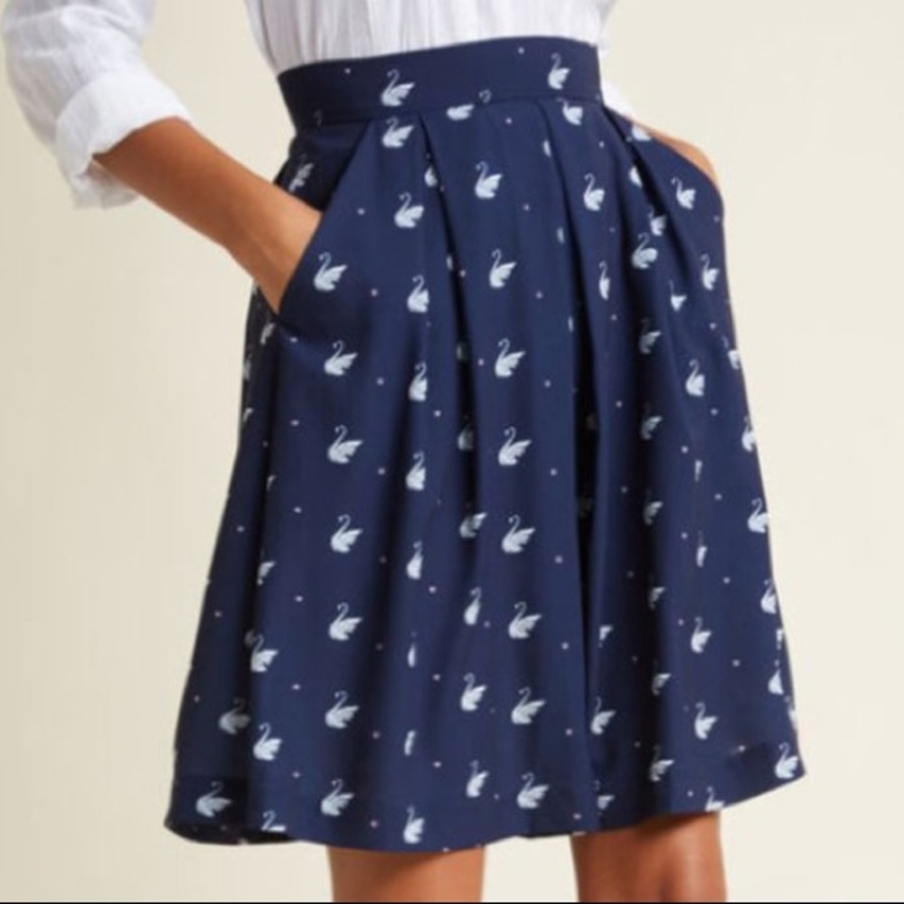 Louche ModCloth Upbeat and Empowered Swan Skirt